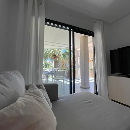 Casa Blanca White